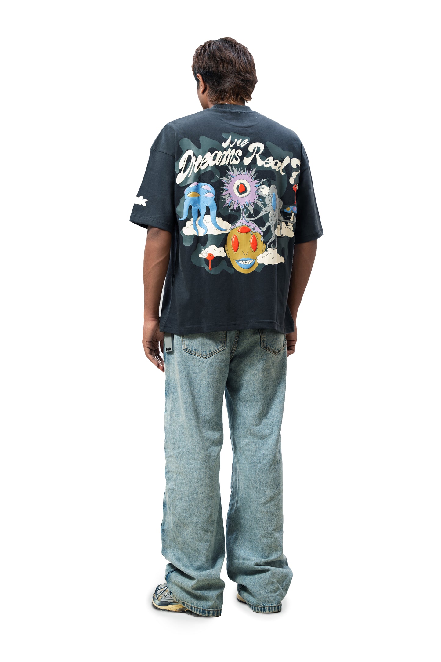 DREAMS TEE