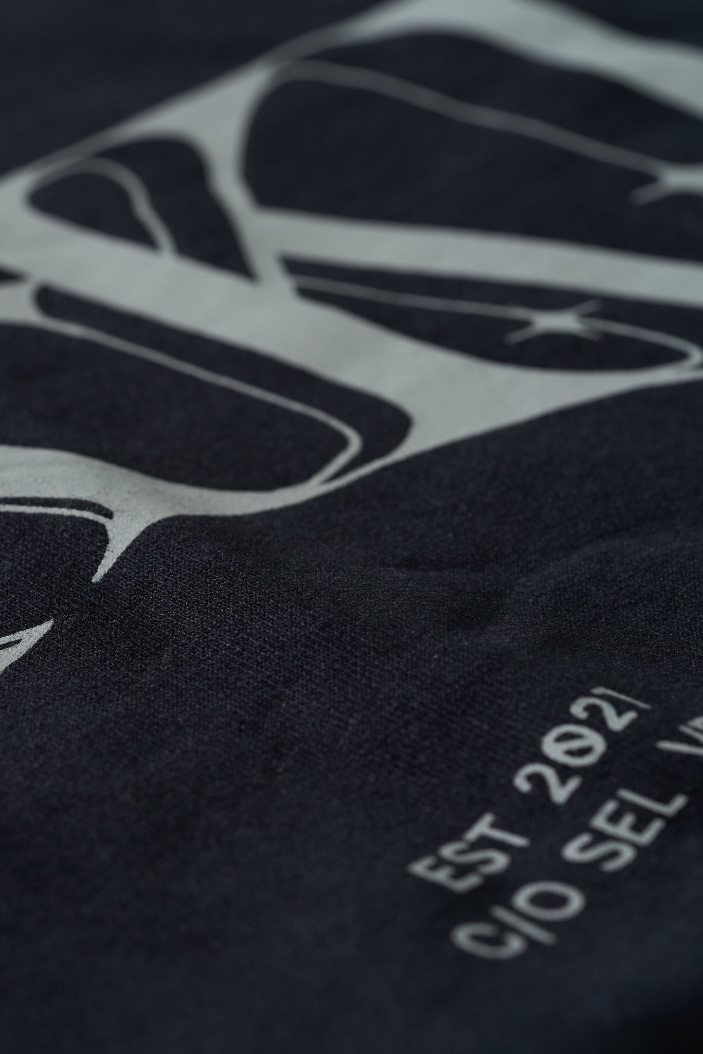 LOGO TEE